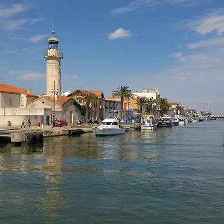De En Camargue ☆☆nn * Vauvert